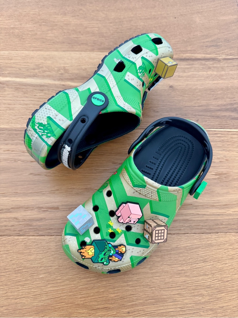 crocs™ Minecraft Elevated Clog Grass Block, m5/w7